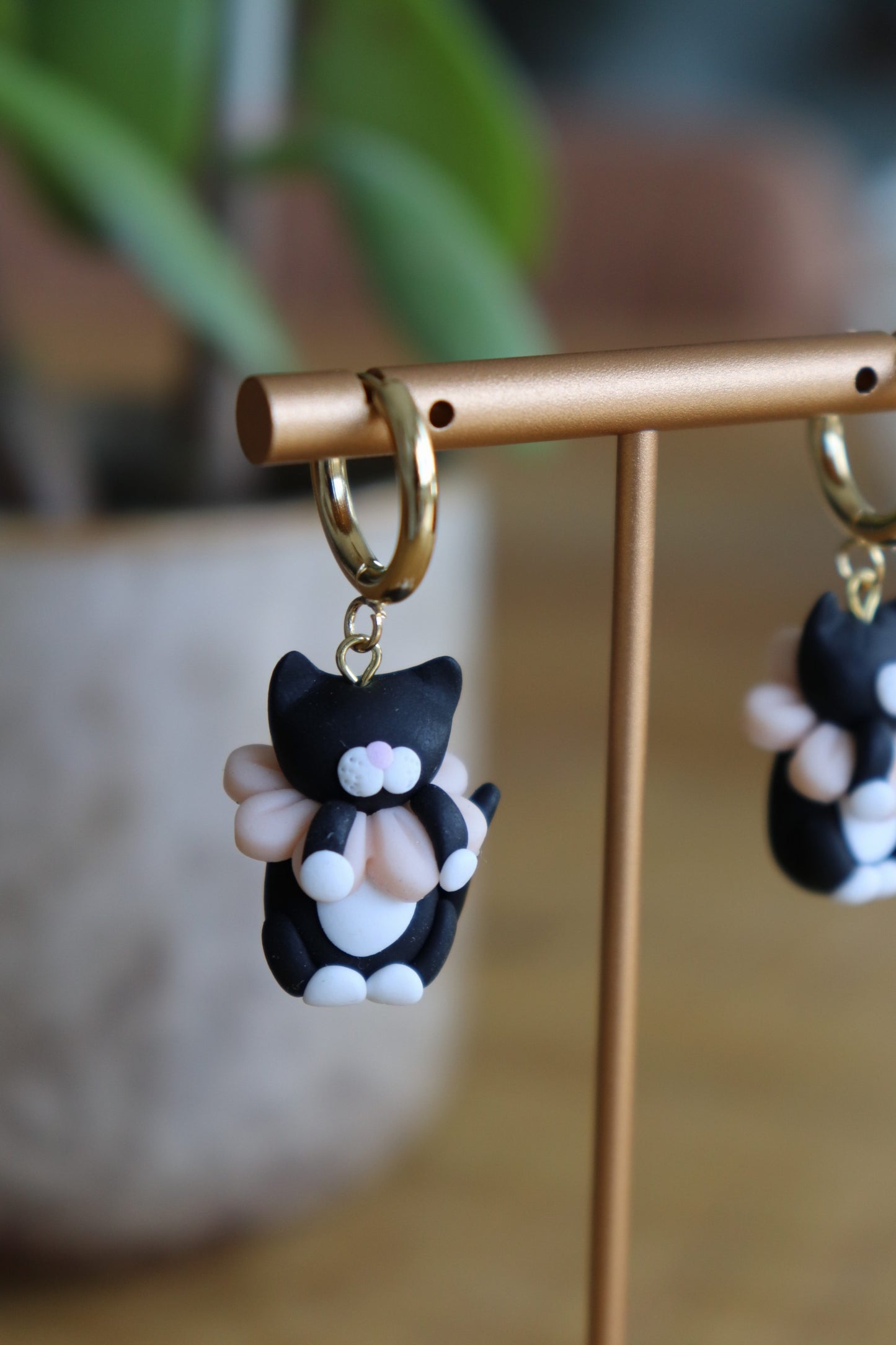 Katze in Blume