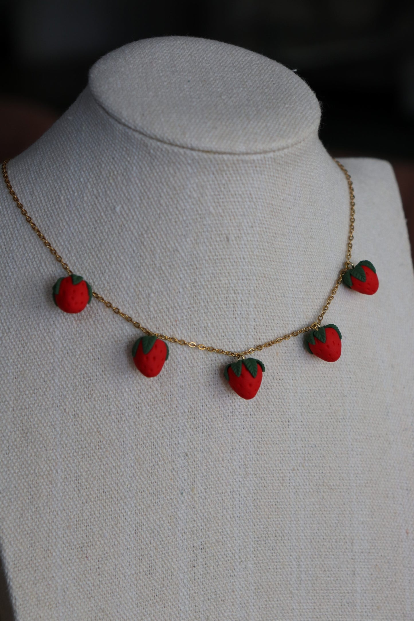 Halskette Erdbeeren
