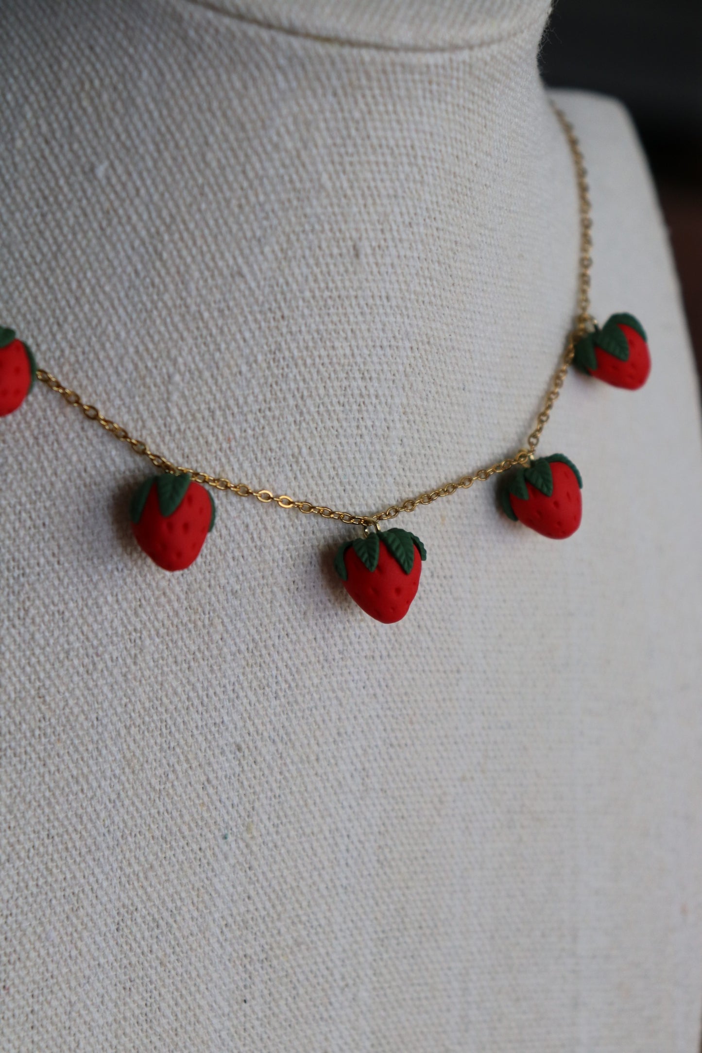 Halskette Erdbeeren